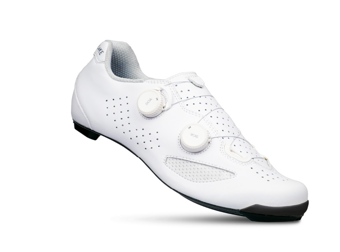CX239 – Lake Cycling